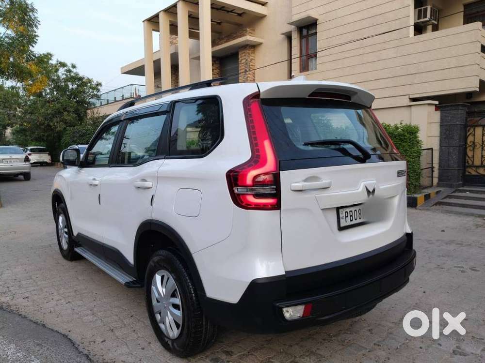 Mahindra Scorpio N Z4 Petrol Mt 7 Str, 2024, Petrol