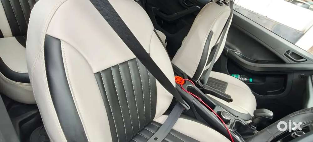 Tata Nexon Petrol 30 December2024 Sunroof