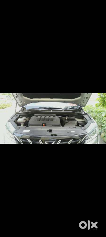 Mahindra Xuv700 2025 Petrol 7-seater