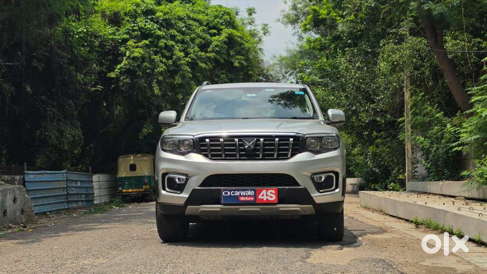 Mahindra Scorpio N Z4 Petrol Mt 7 Str, 2023, Petrol