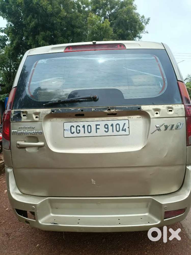 Xylo Car Urgent Bechna Hai