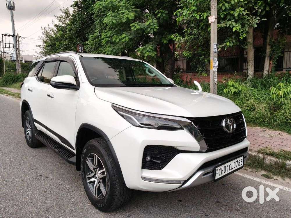 Toyota Fortuner 4x2 At 2.8 Diesel, 2022, Diesel