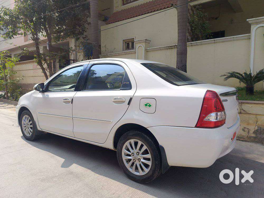 Toyota Etios 2013-2014 V Sp, 2014, Petrol