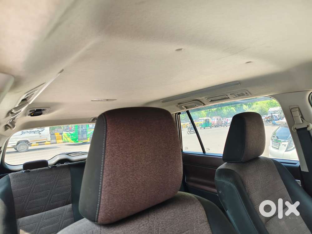Toyota Innova Hycross 2.0 Vx Hybrid 8 Str, 2023, Petrol