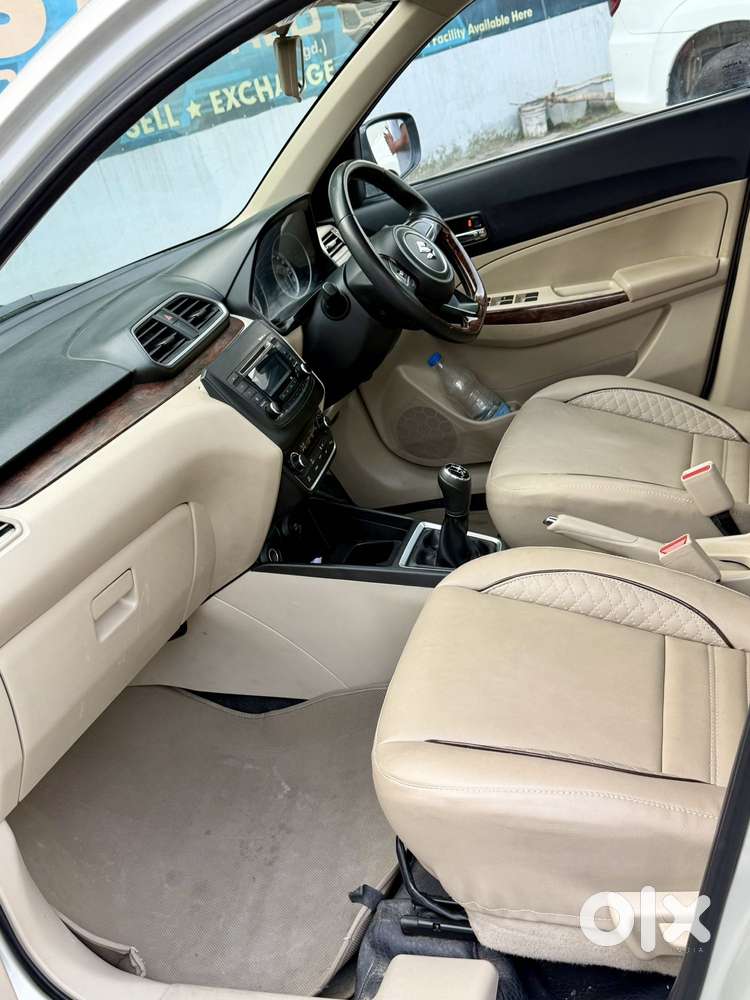 Maruti Suzuki Dzire 1.2 Zxi, 2017, Petrol