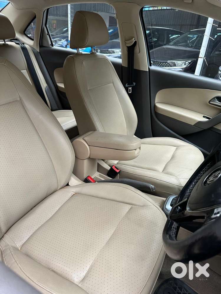 Volkswagen Vento 1.2 Tsi Highline Plus At, 2017, Petrol