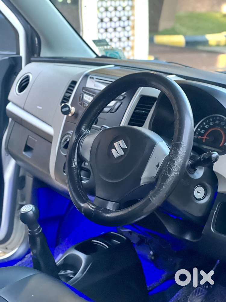 Maruti Suzuki Wagon R 1.0 Vxi Abs, 2016, Petrol