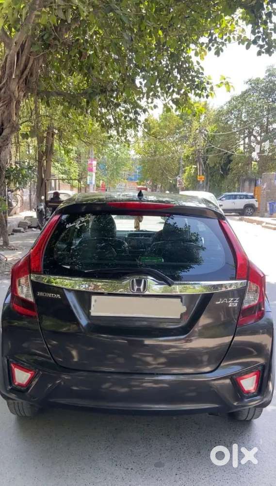 2016 Honda Jazz Diesel - 1.5 V Idtec Mt - Delhi Maintained