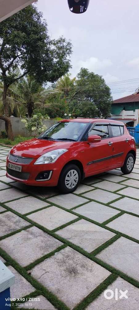 Maruti Suzuki Swift Vxi + Manual, 2016, Petrol