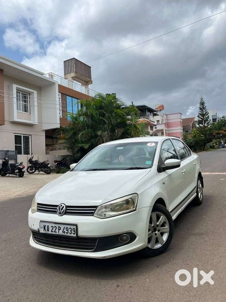 Volkswagen Vento 2010-2013 Petrol Highline, 2012, Petrol