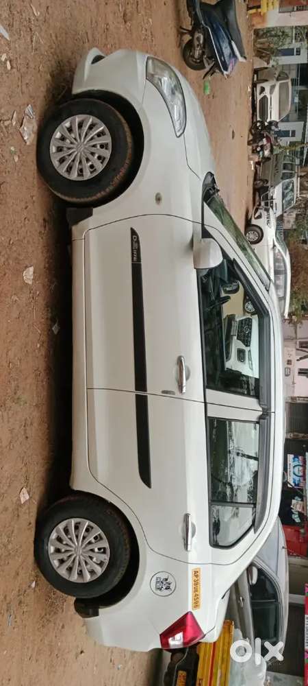 Maruti Suzuki Dzire 2022 Petrol 180000 Km Driven