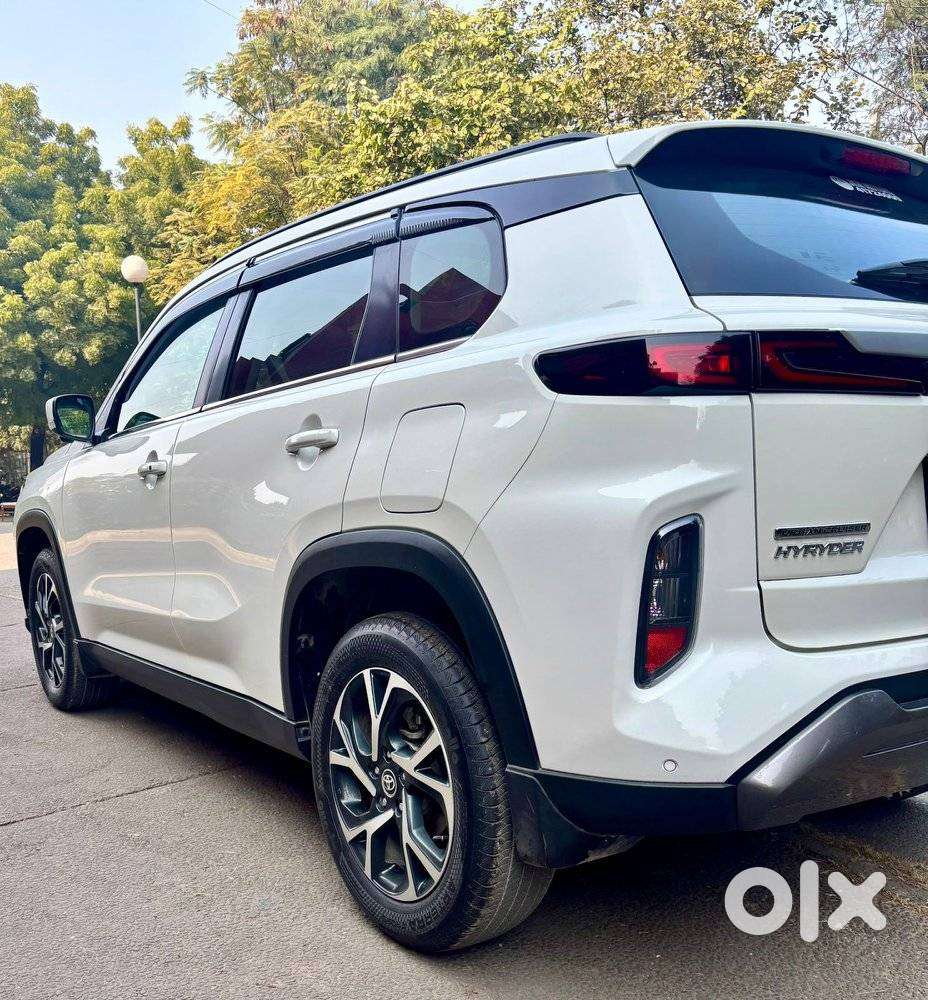 Toyota Urban Cruiser Hyryder 1.5 V Neo Drive At, 2024, Petrol