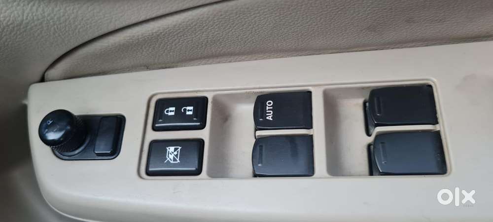 Maruti Suzuki Ciaz 2014-2017 At Zxi, 2016, Petrol