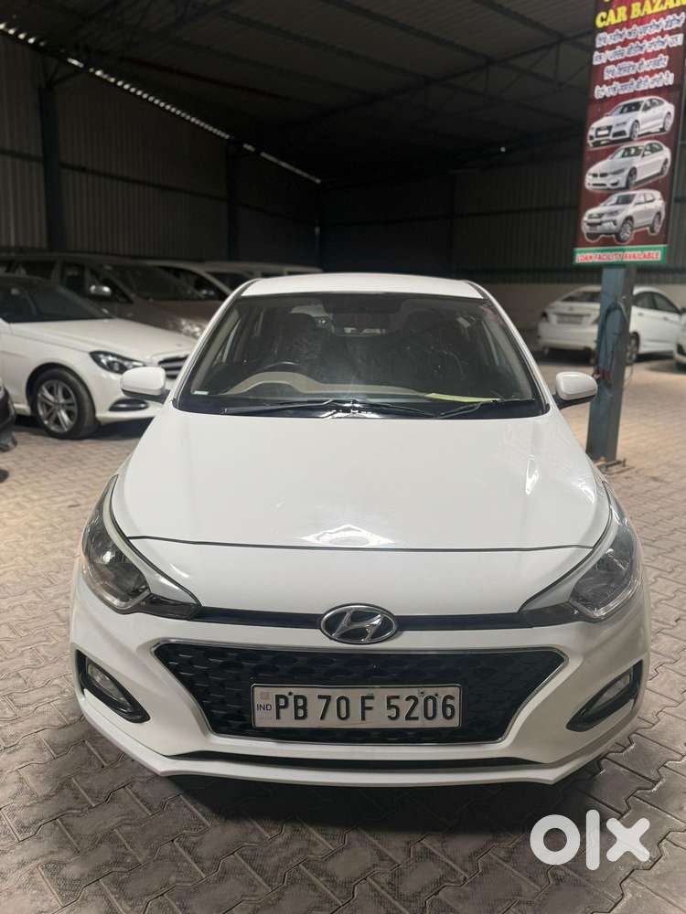 Hyundai Elite I20 Sportz (o) 1.2, 2020, Petrol