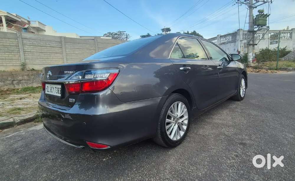 Toyota Camry 2.5 Hybrid 2016