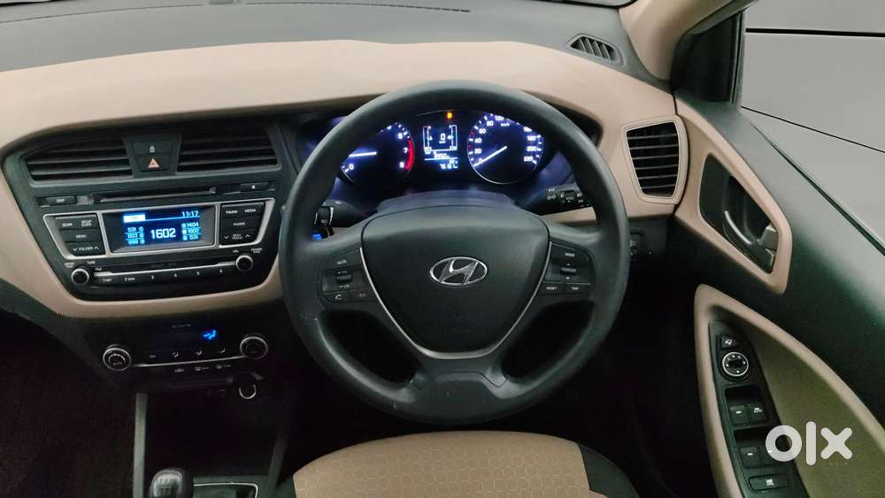 Hyundai Elite I20 Sportz (o) 1.2, 2015, Petrol