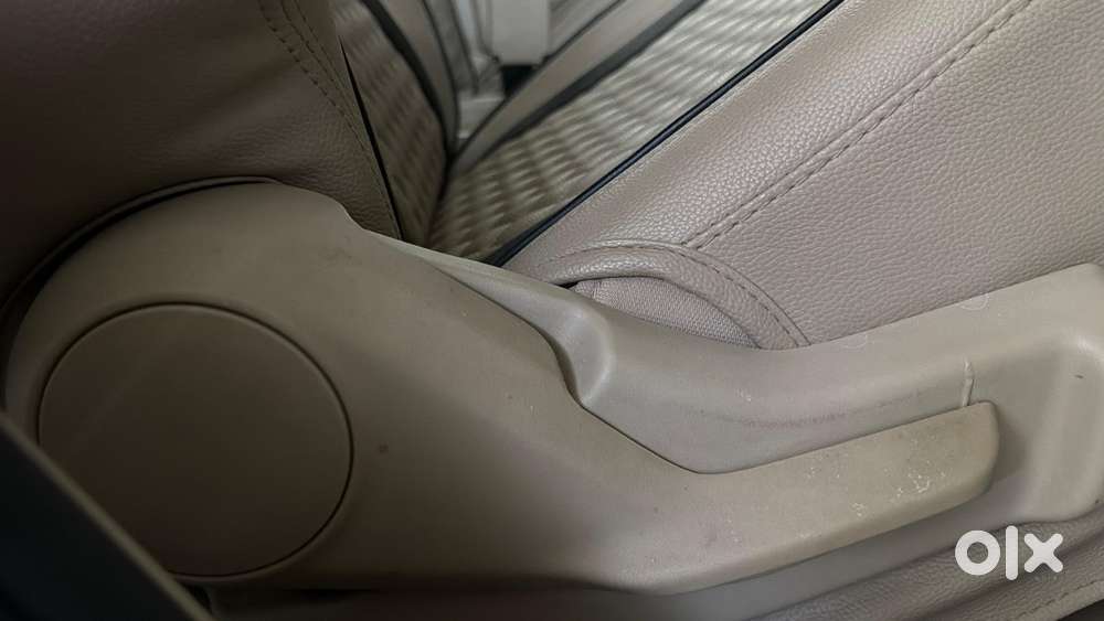 Maruti Suzuki Swift Dzire 1.2 Lxi Bsiv, 2018, Petrol