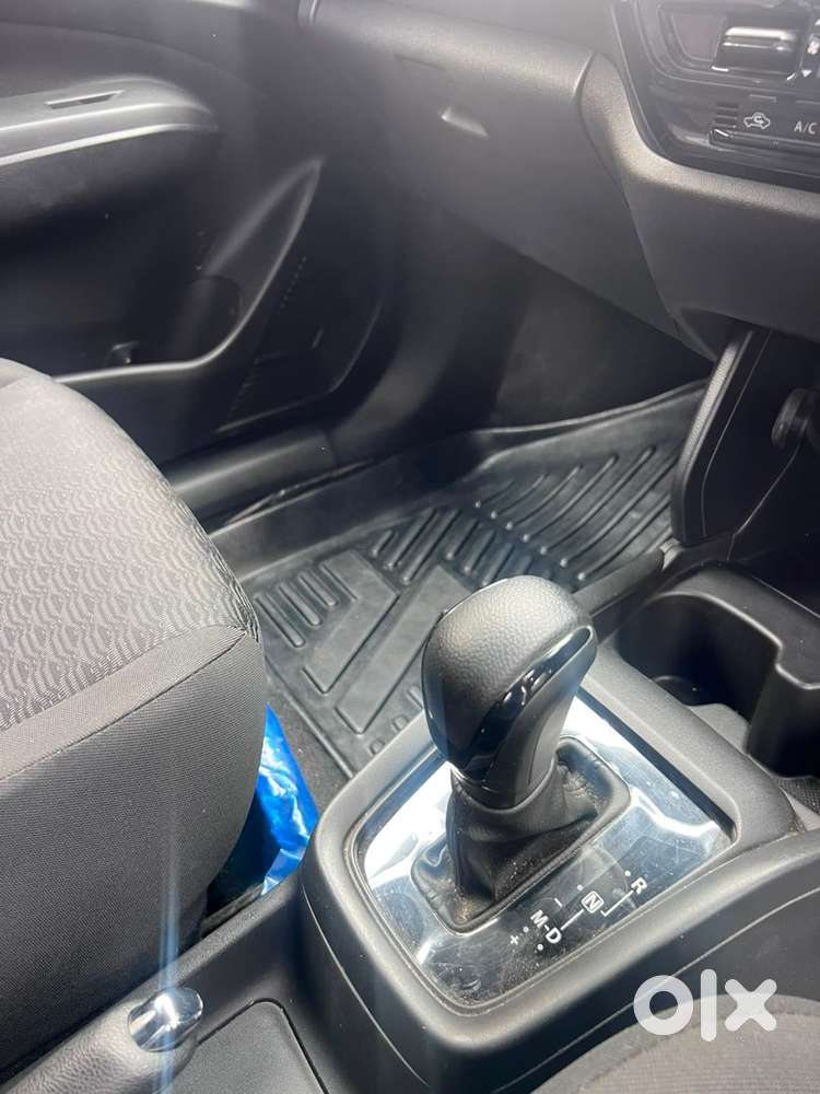 Maruti Suzuki Swift Petrol 15000 Km Driven
