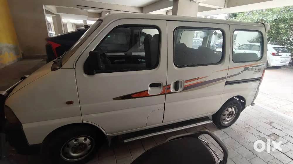 Maruti Suzuki Eeco 5 2017
