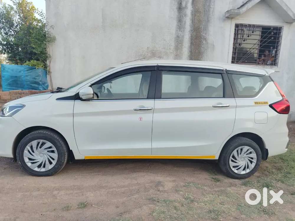 Maruti Suzuki Ertiga Smart Hybrid Vxi Petrol Showroom Condition