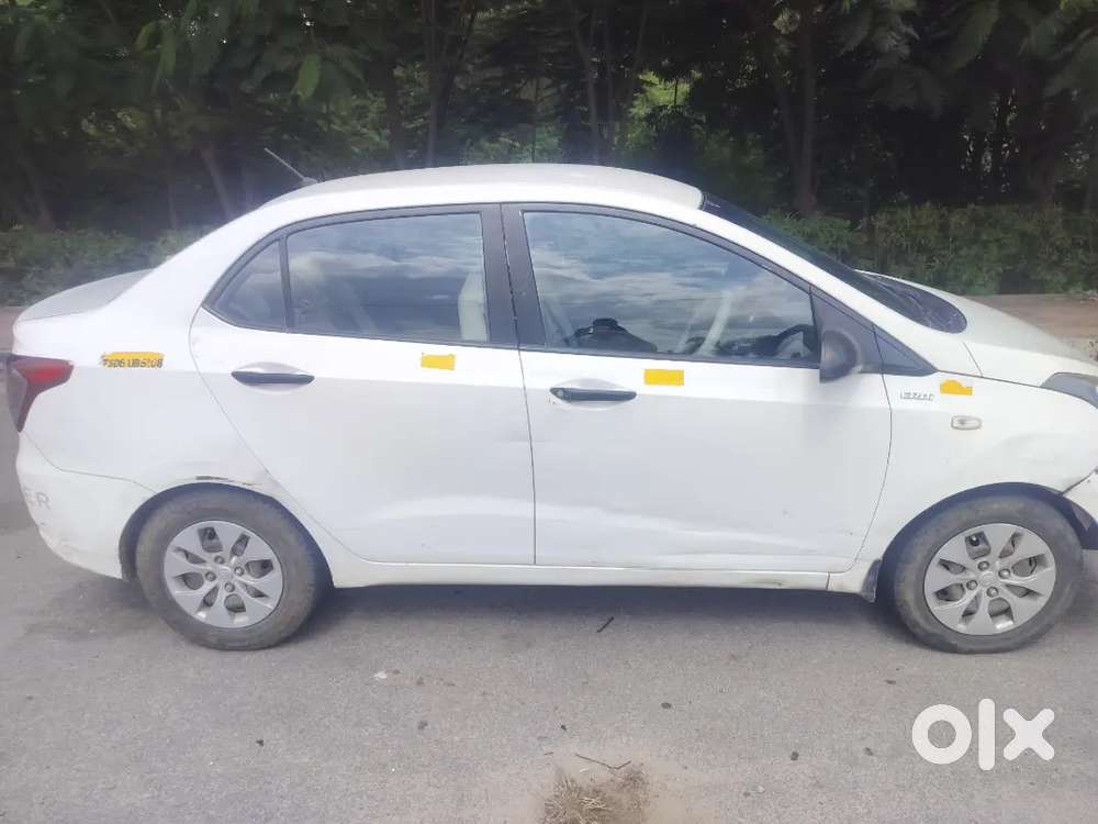 Hyundai Xcent 2016