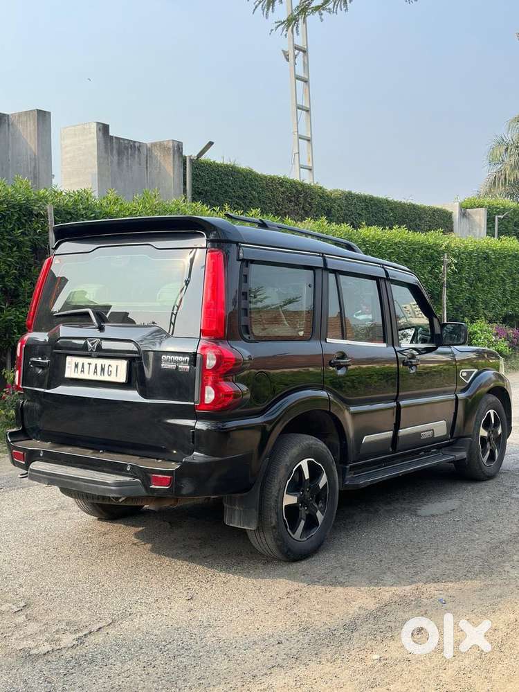 Mahindra Scorpio Classic 2.2 S 11 Mt 7 Str, 2024, Diesel