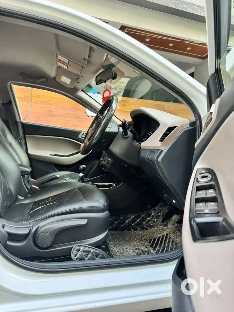 Hyundai I20 2015 Petrol Manual Top Model Asta Serious Person