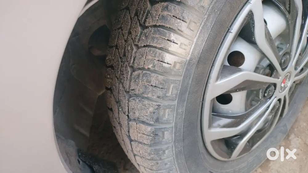Good Condition Well Maintained Lpg Gas Fitted Best Mileage Touch Displ