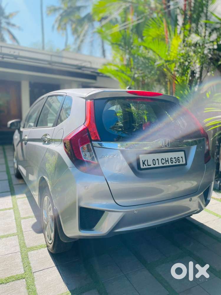 Honda Jazz 2019 Petrol Well Maintained