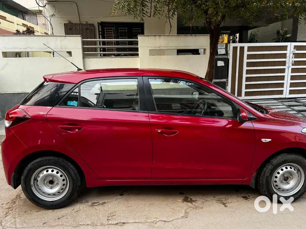 I20 Magna Elite (executive)