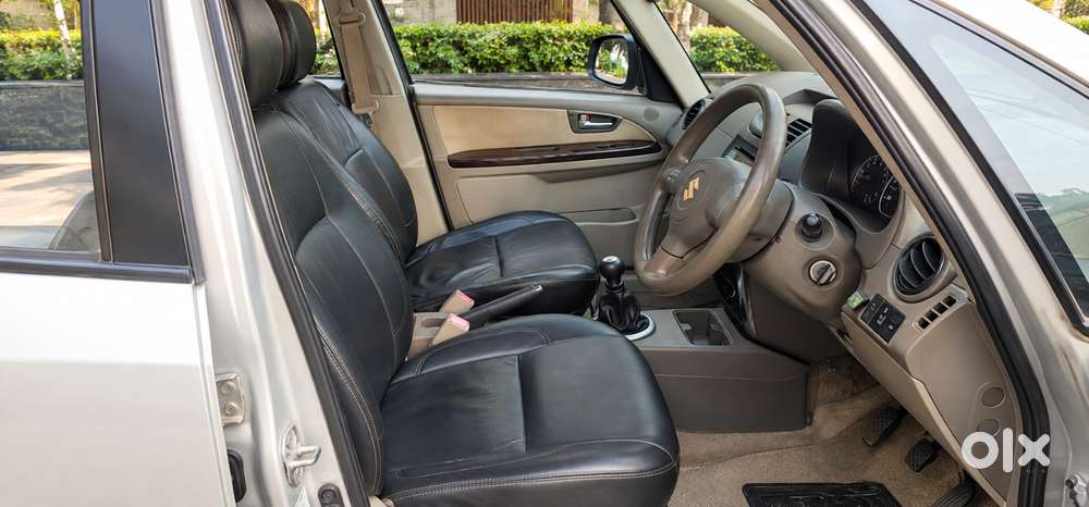 Maruti Suzuki Sx4 Zxi Mt Bsiv Leather, 2010, Cng & Hybrids