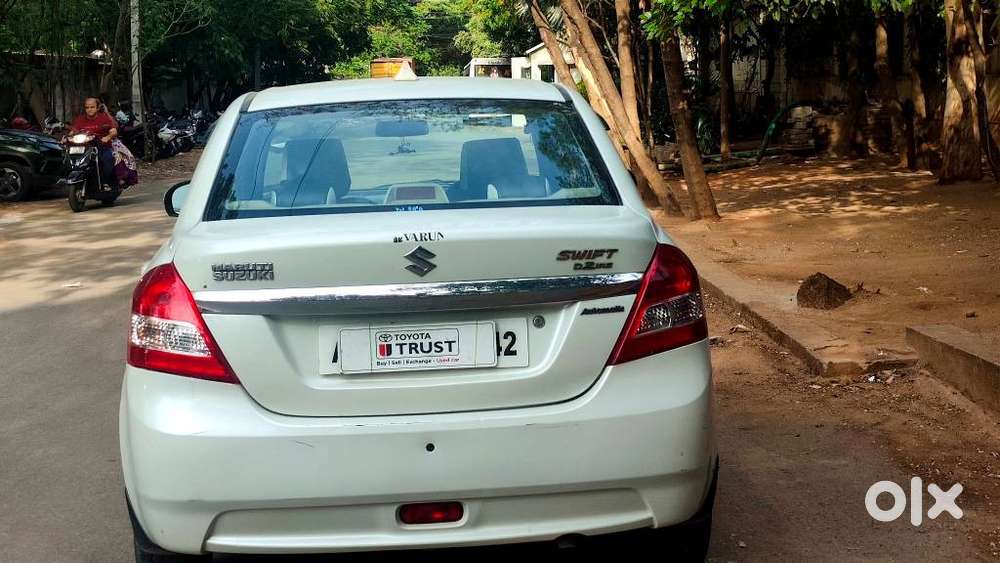 Maruti Suzuki Swift Dzire Vxi At, 2013, Petrol