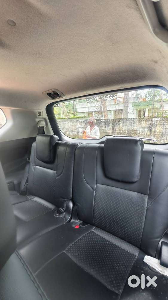 Toyota Innova Crysta 2.4 G 2019