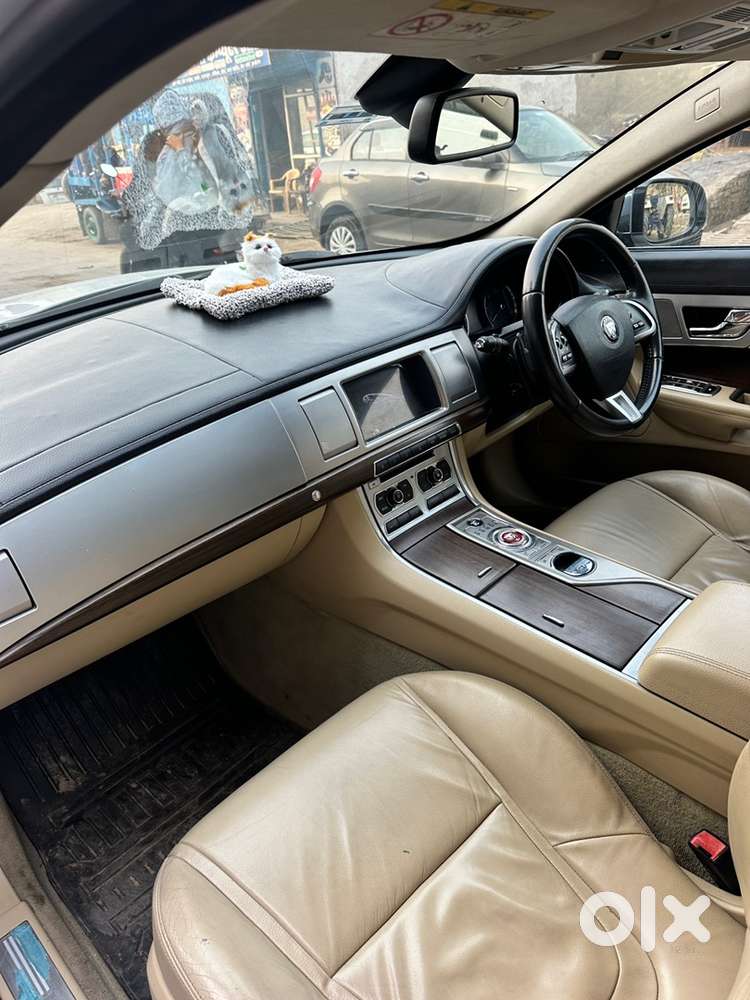 Jaguar Xf 2014 Diesel Well Maintained