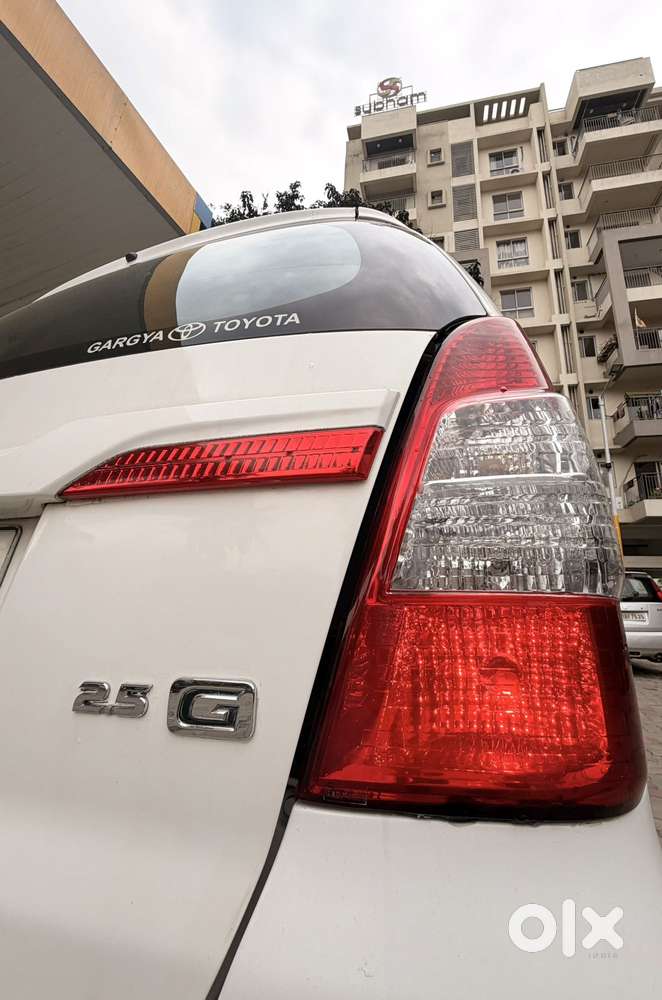 Toyota Innova 2.5 G (diesel) 8 Seater, 2014, Diesel