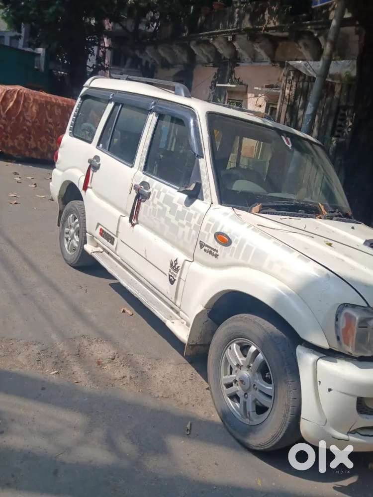 Mahindra Scorpio Classic 2011 Diesel Manual