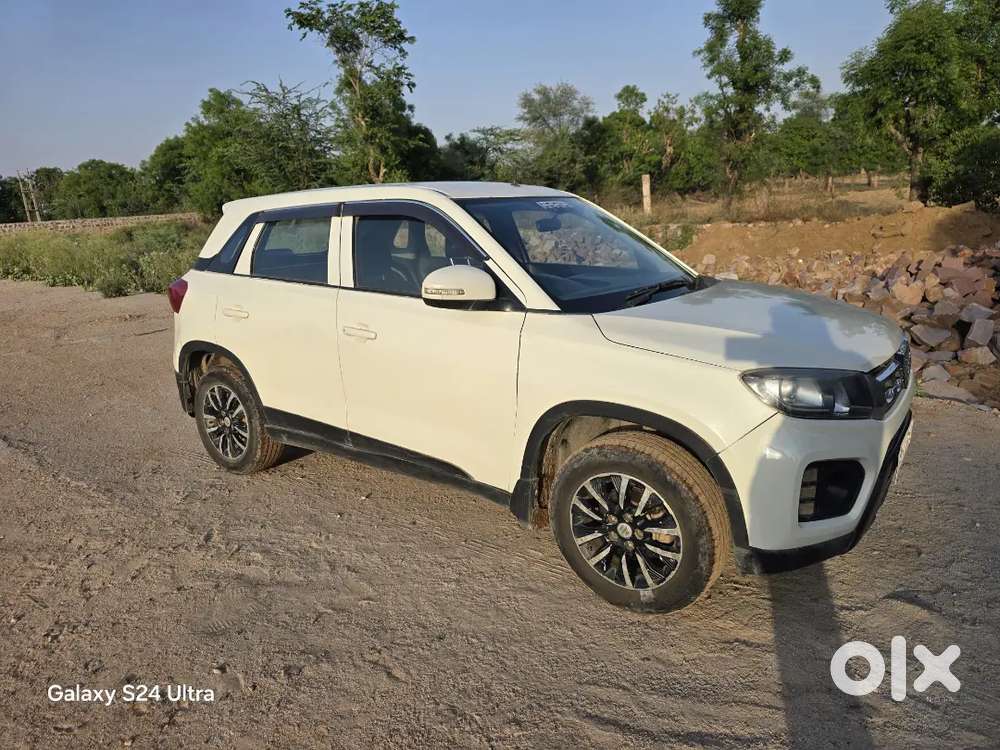 विटारा ब्रेजा कार एलएक्सआई 1.5 लीटर इंजन मॉडल 2021 पेट्रोल