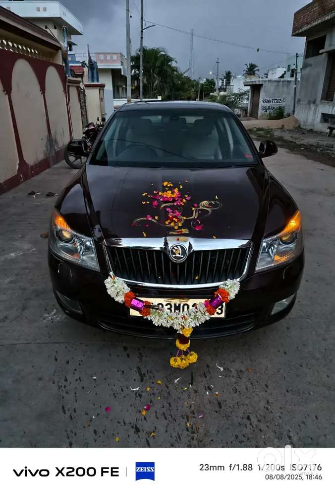 Skoda Laura 2012 Diesel 108000 Km Driven