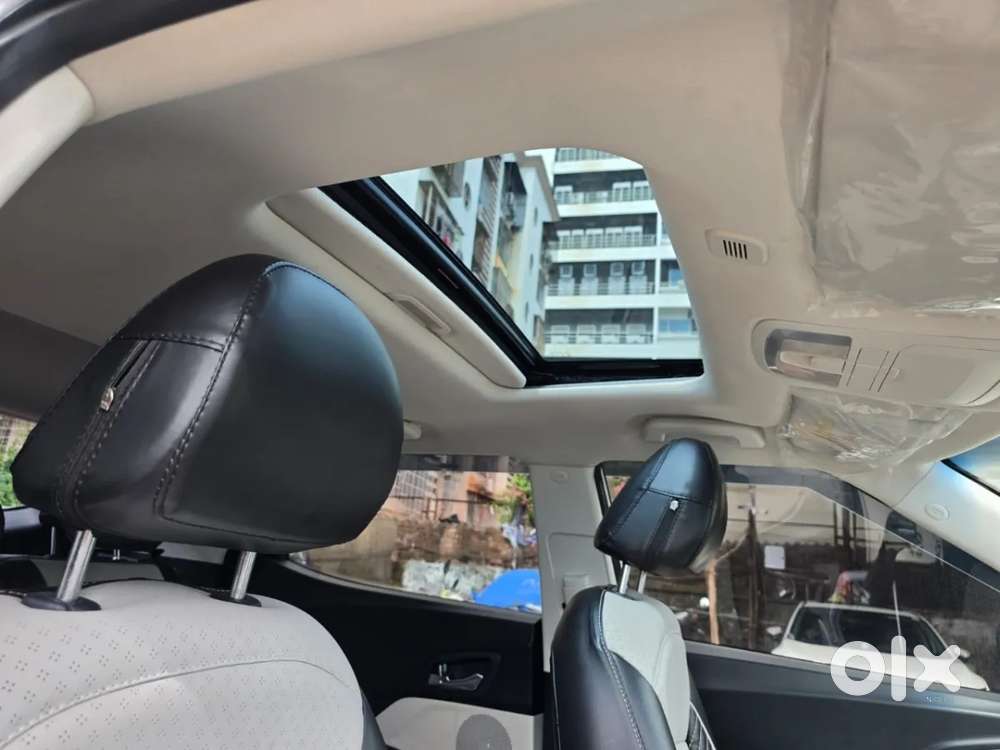 Mahindra Xuv 3xo Ax5l 1.2 Petrol At, 2025, Petrol