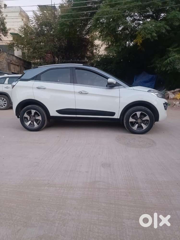 Tata Nexon 1.5 Revotorq Xza Plus Dualtone, 2019, Diesel