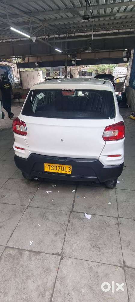 Maruti Suzuki S-presso 1.0 Lxi Cng, 2021