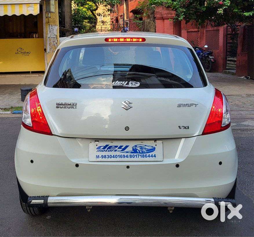 Maruti Suzuki Swift Vxi, 2015, Petrol