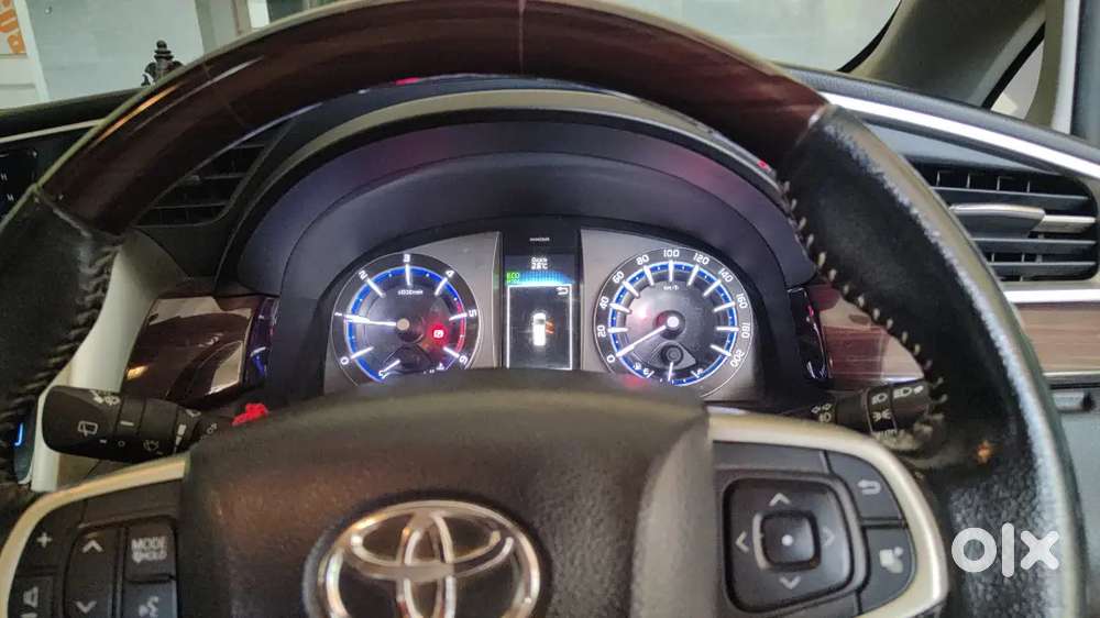 Toyota Innova Crysta 2016 Diesel Manual