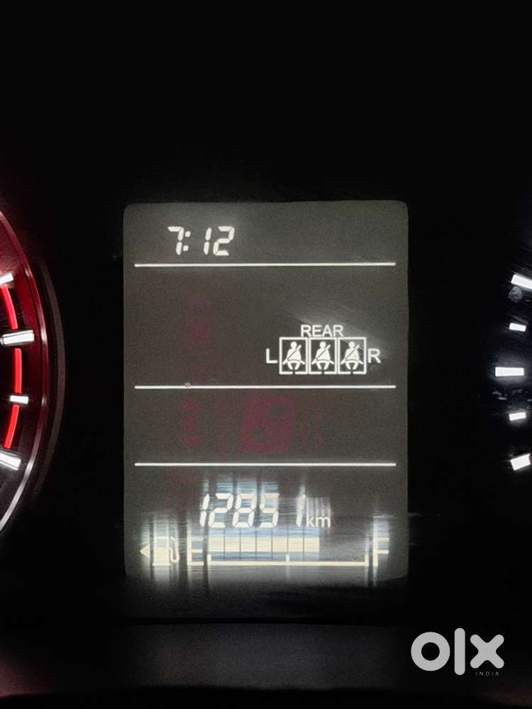 Maruti Suzuki Swift Vxi 2024