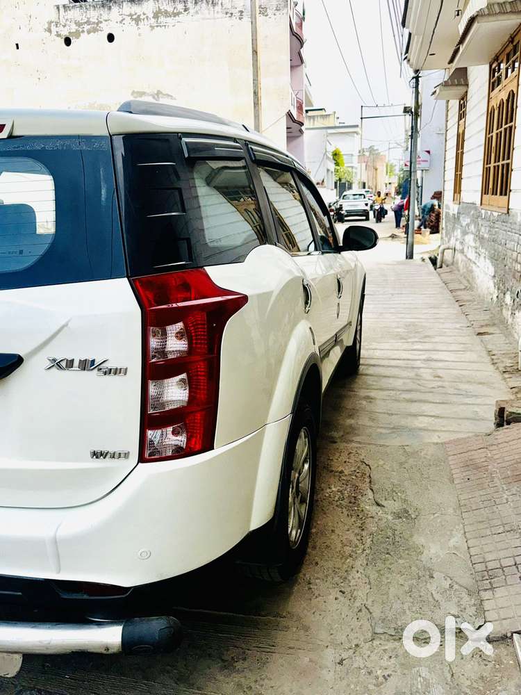 Mahindra Xuv500 2.2 W10 Sportz Edition Mt, 2015, Diesel