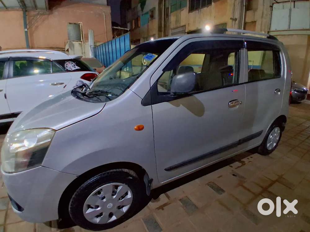 Price: ₹2,75,000 (negotiable)