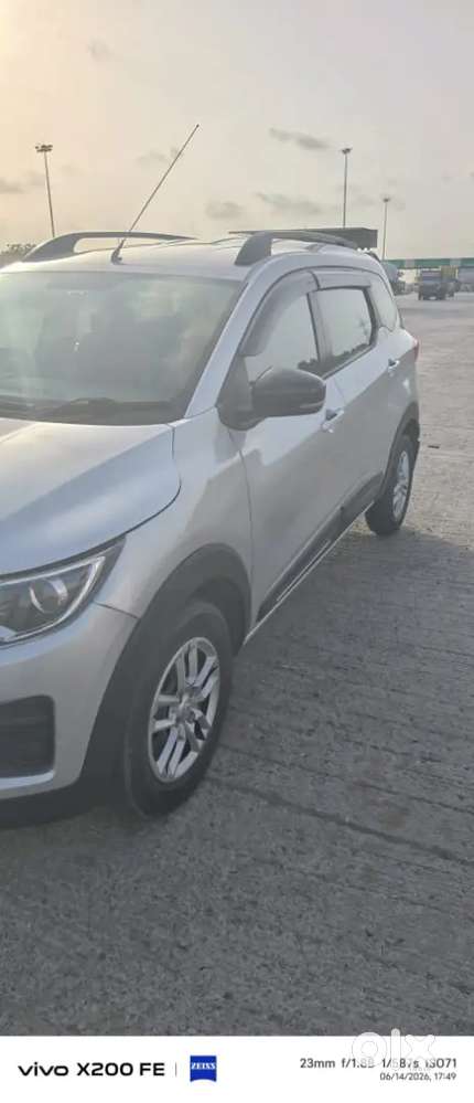 Renault Triber Petrol 2023