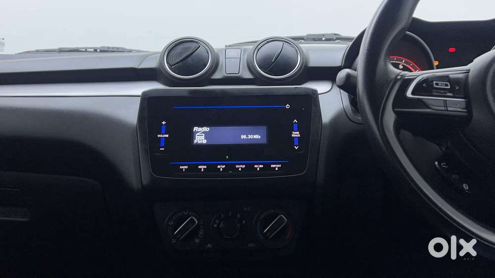 Maruti Suzuki Swift 2018 Vxi, 2022, Petrol
