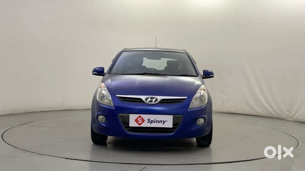 Hyundai I20 2009-2011 1.4 Asta (at), 2011, Petrol