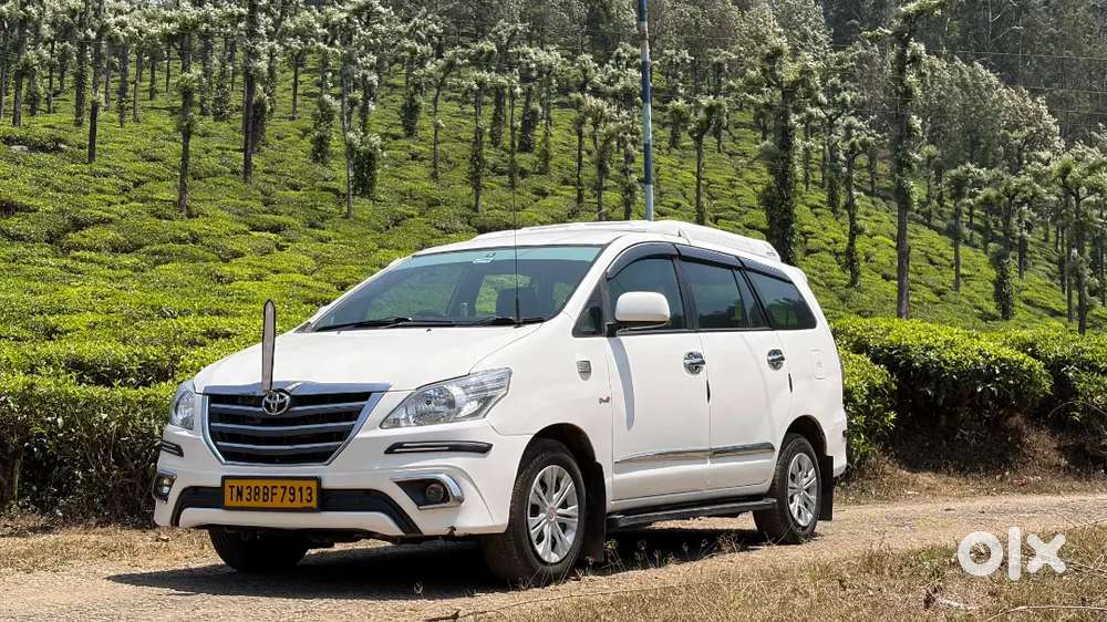Toyota Innova Diesel 2011 4th